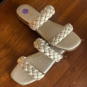 Elegant Gold Braided Women's Sandals